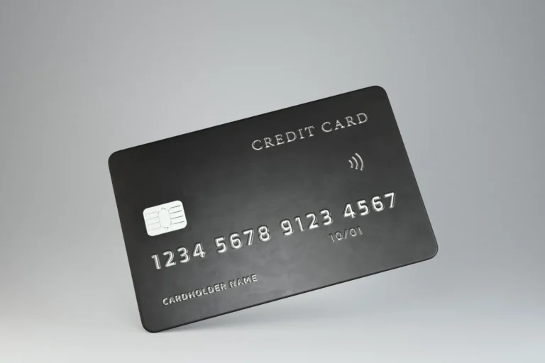 Cartão de Crédito LATAM Pass Black: Benefícios Exclusivos e Como Solicitar